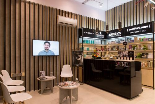 11297323-11297323-3d8916cc-Medium